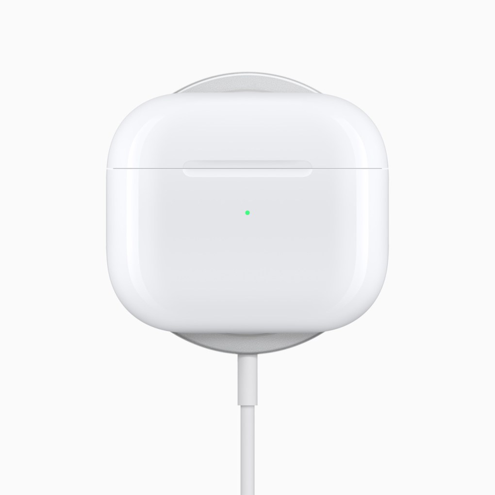 Apple AirPods 3rd gen MagSafe charging 10182021